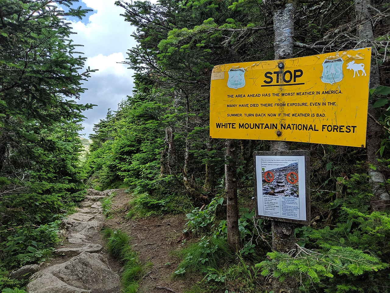 1280px-White_Mountain_National_Forest_Alpine_Zone_Warning_Sign.jpg