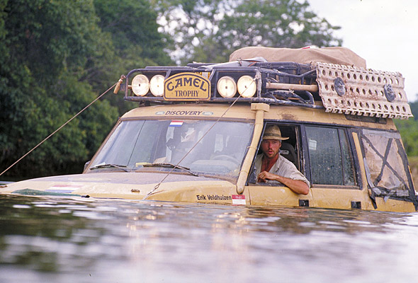 1990-camel-trophy-590x400f.jpg