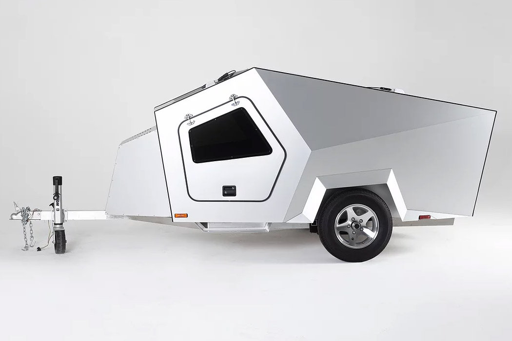 Polydrops-P17A-trailer-for-electric-vehicles-11.jpg