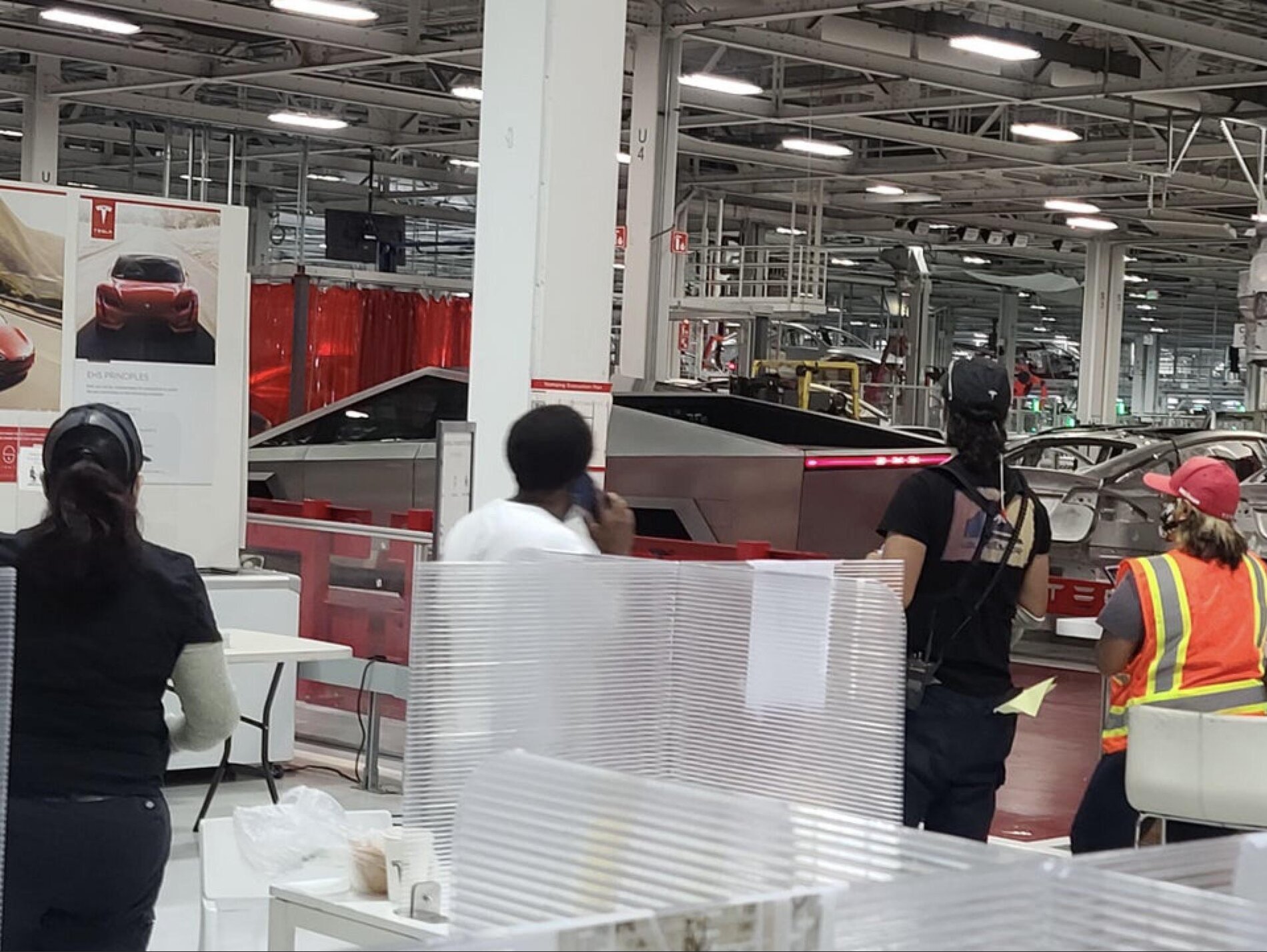 Tesla Cybertruck Fremont Production Line.jpg