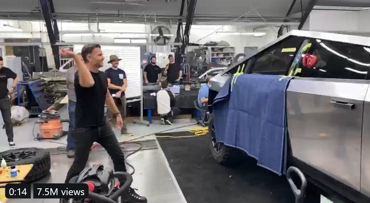 Tesla Cybertruck Production Wheels1.PNG