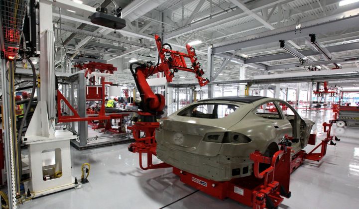 Tesla_Manufacturing_XL_721_420_80_s_c1.jpg